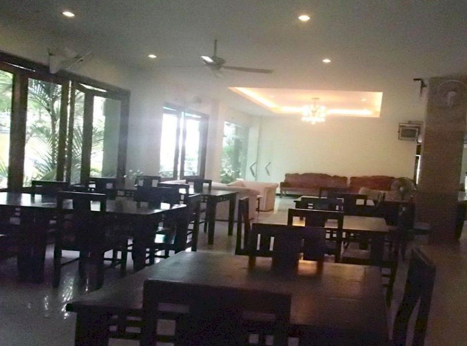 Royal Tycoon Place Hotel