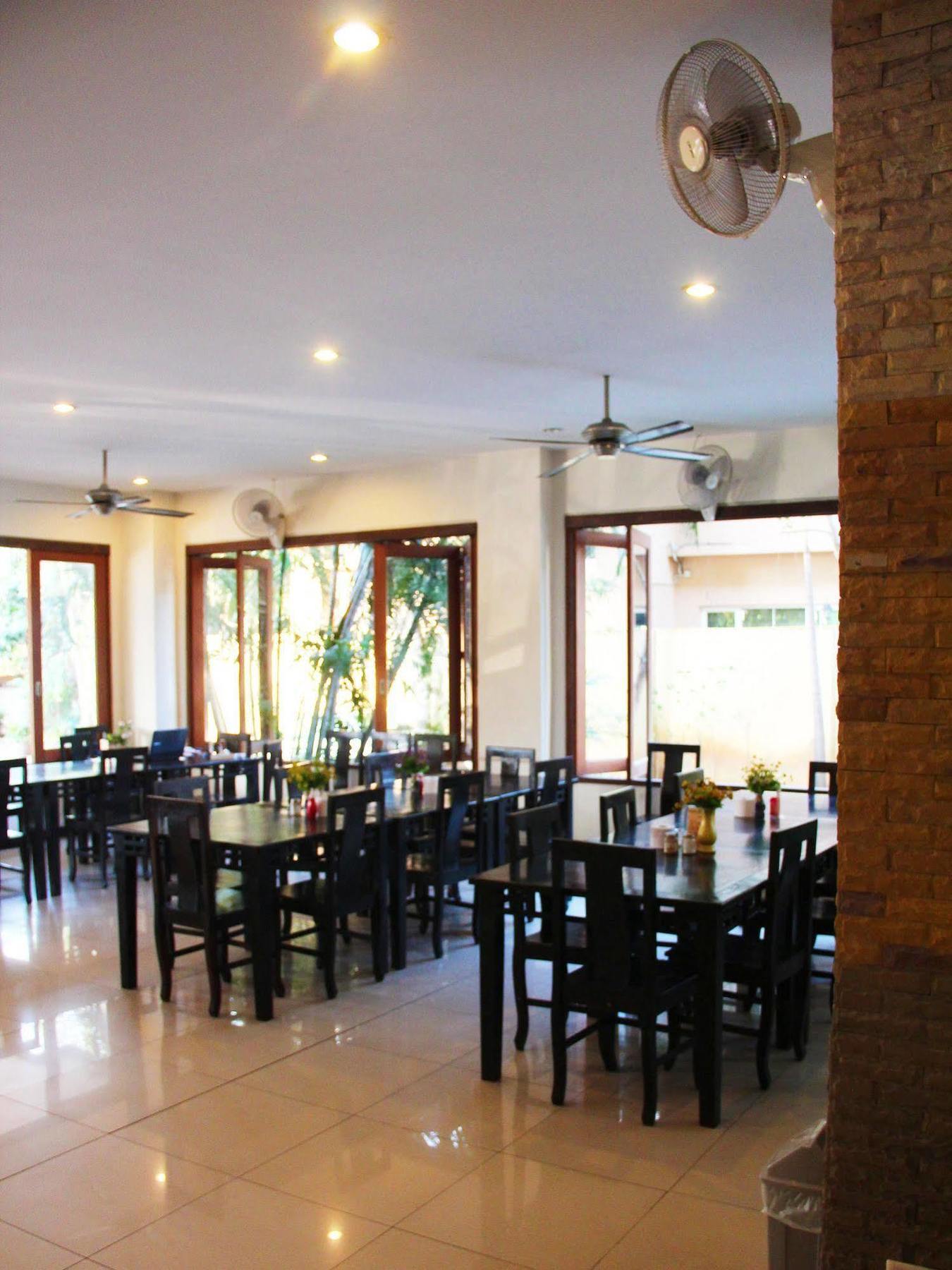 Royal Tycoon Place Hotel