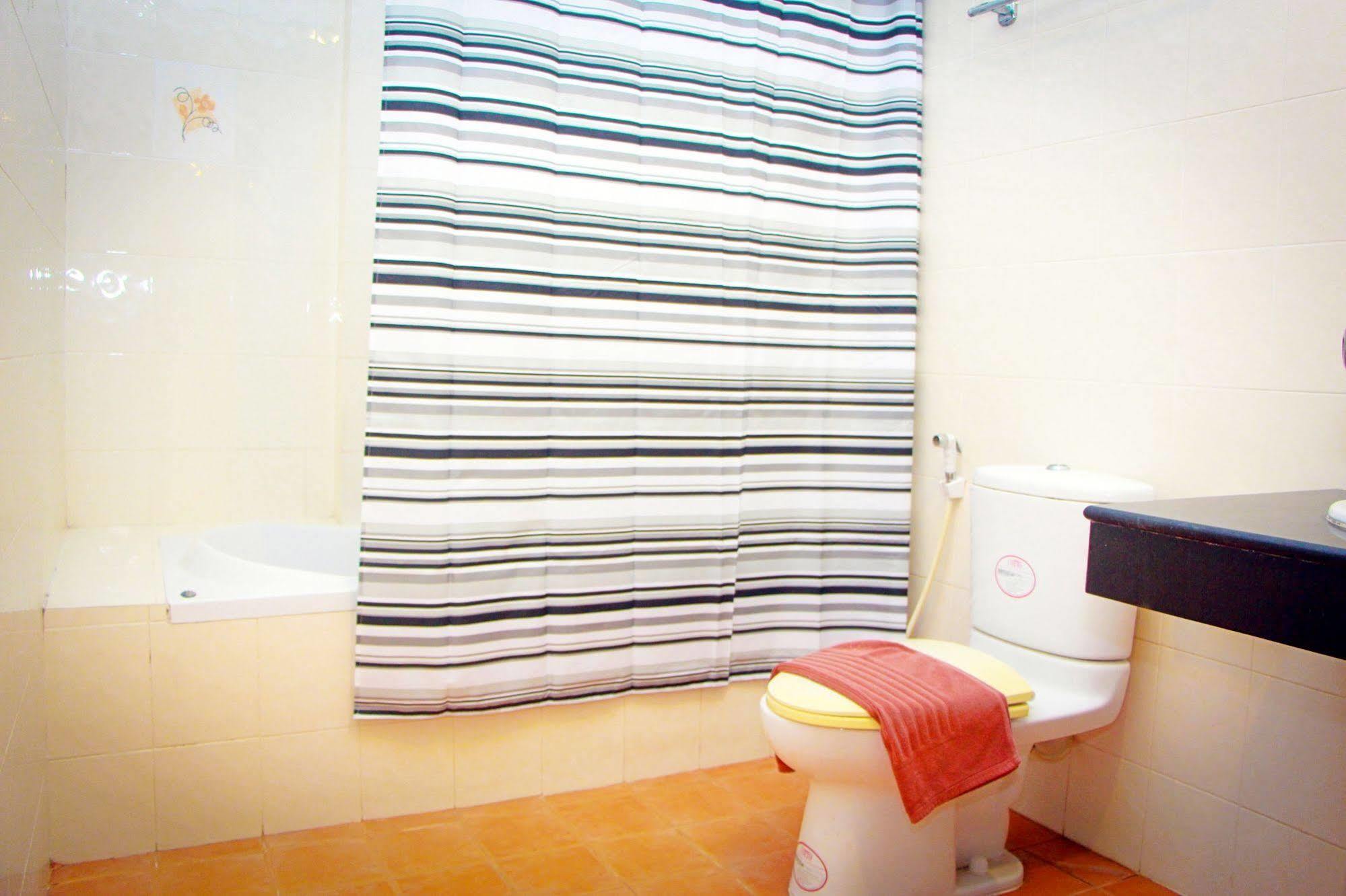 Royal Tycoon Place 3* Pattaya