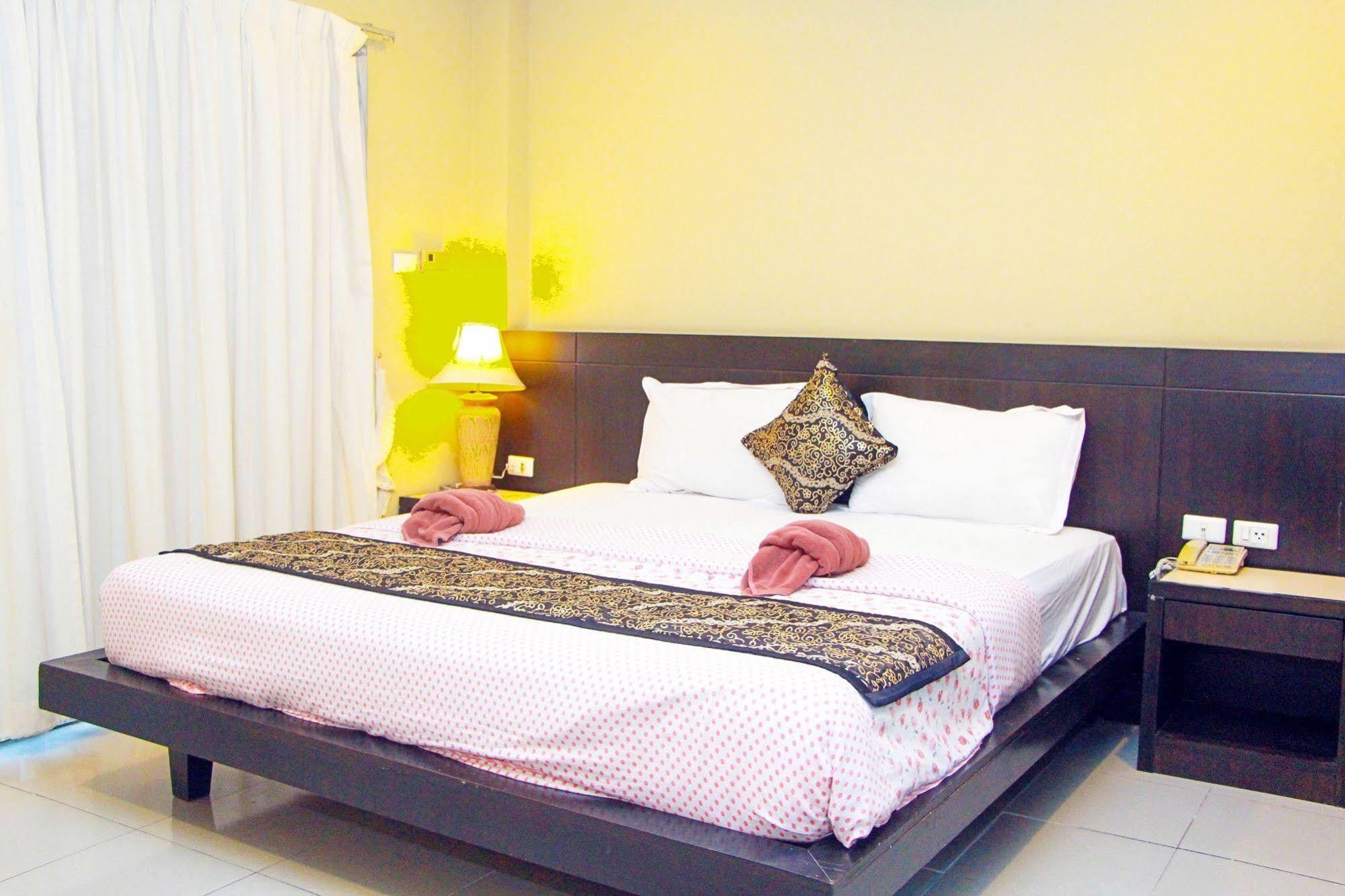 Royal Tycoon Place Hotel 3*